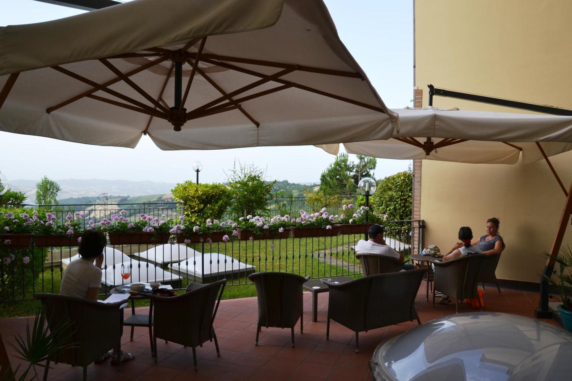 Hotel Mamiani & Relaxing Spa Urbino Ngoại thất bức ảnh